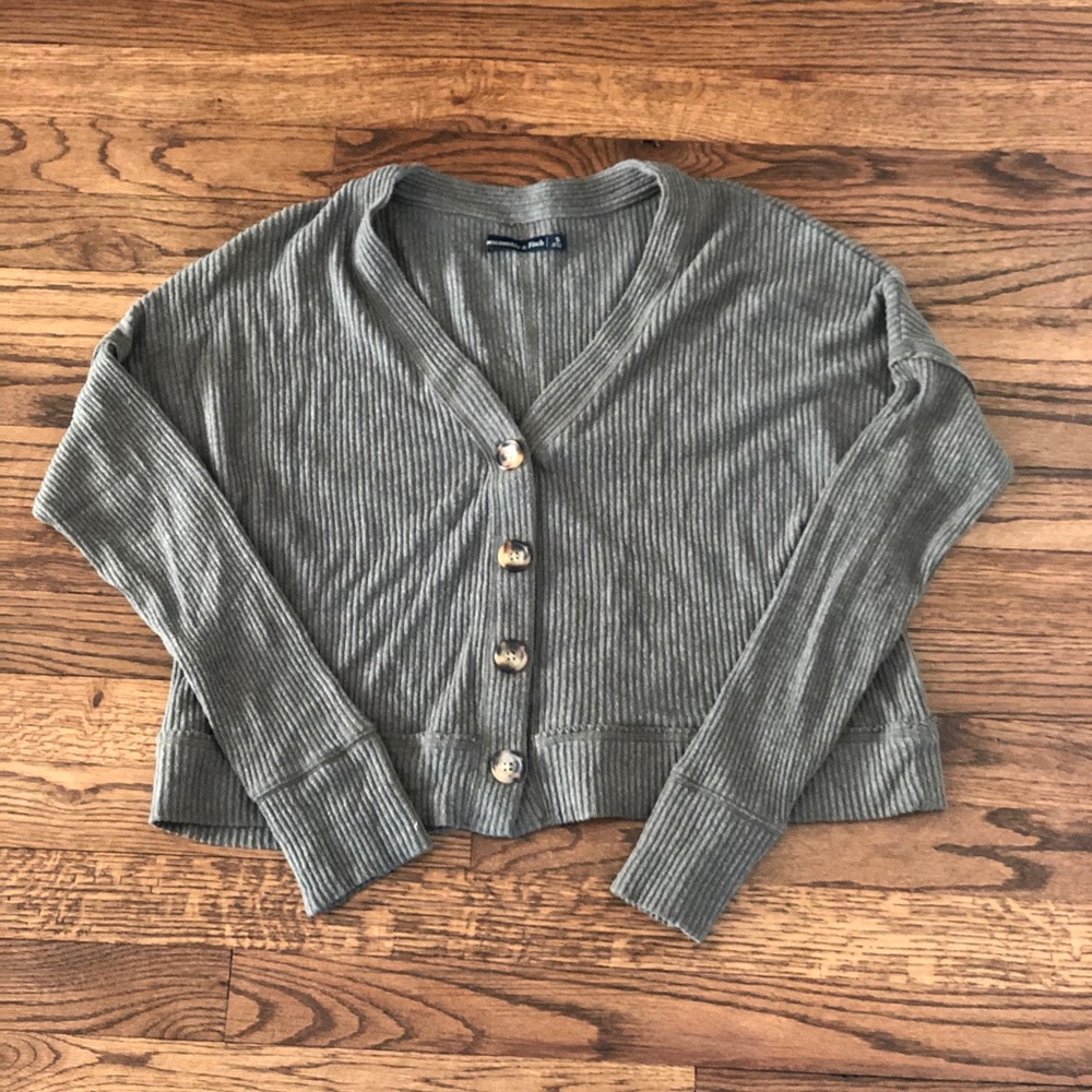 Abercrombie Cropped Sweater